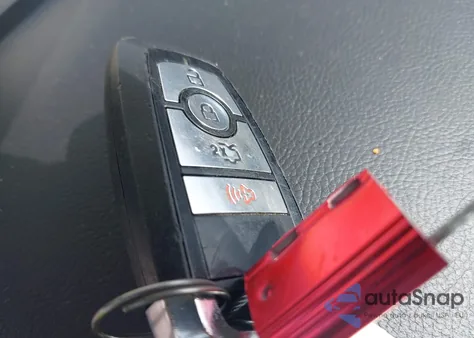 2017 Ford Fusion S z USA, uszkodzony, nr VIN 3FA6P0G79HR204483